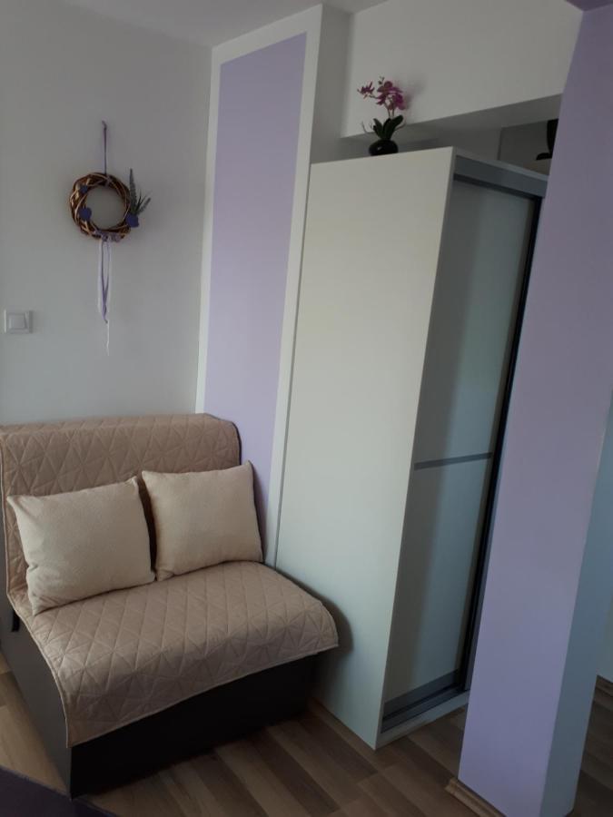 Iris Room & Apartment Szluin Kültér fotó